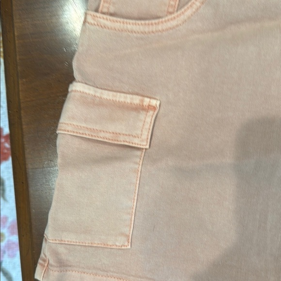 Girls pink denim cargo skirt - Picture 3 of 4